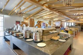 Qiandao Lake CBS Beer Spa Hotel - 4