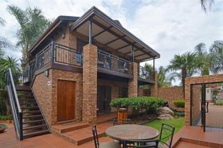 Africa House Guesthouse - 1