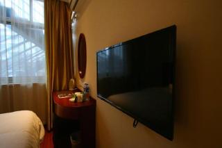 GreenTree Inn Shanghai FTA Waigaoqiao Free Trade Zone North Subway Station Shell Hotel - 1