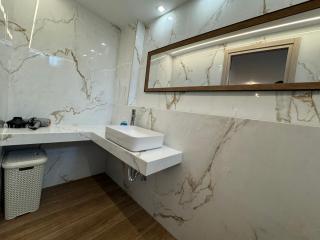 Nefele - Athens Airport Home - 4