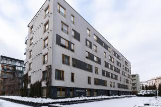 Bulwar Kurlandzki Downtown Apartment by BookingHost - 9