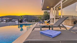 Kalkan 5 bedroom seaview villa with private pool hot tub - 9