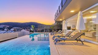 Kalkan 5 bedroom seaview villa with private pool hot tub - 3