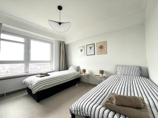 Casa Cielo-Spectacular View-Center-Chic-Spacious - 3