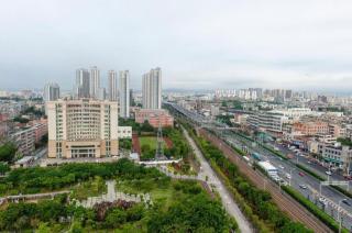 Xiamen Blue Peninsula Hotel - 1