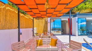 Üzümlü 2 bedroom secluded villa with private pool hot tub - 4