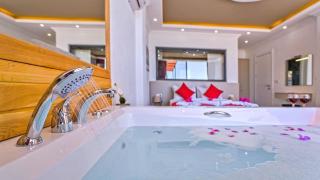 Üzümlü 2 bedroom secluded villa with private pool hot tub - 1