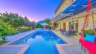 Üzümlü 1 bedroom secluded villa with private pool hot tub - 0