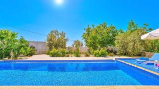 Üzümlü 1 bedroom secluded villa with private pool hot tub - 1