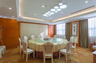 Vienna Classic Hotel Qingdao Huangdao - 2