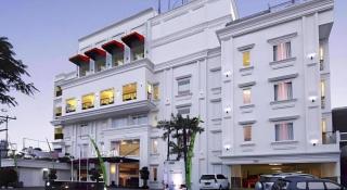 HW Hotel Padang - 4
