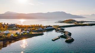 Camp Solbergfjord - Modern sea lodges - 0