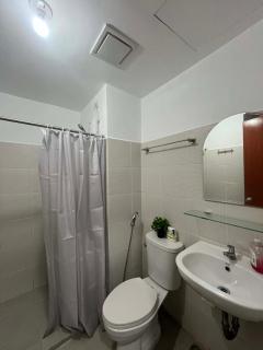 Hailey's Place Unit 2 - 2