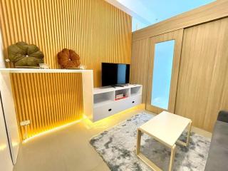Direct Pool Access in Shore Residences near SM MOA - 6