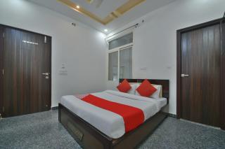 HOTEL CLEAR SKY UDAIPUR NEAR UDAIPUR RAILWAY CITY Station - 6