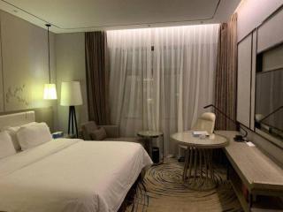 Clear Lake Hotel - 9