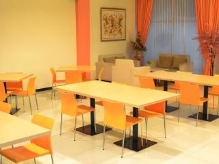 Hotel Kings Kudus - 6