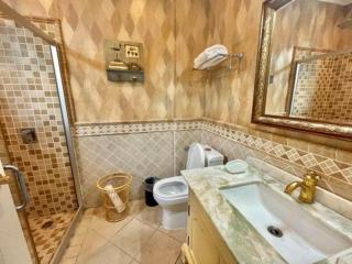 Sanya Tibet Hotel - 1