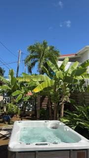 Les pieds dans l'eau - 1