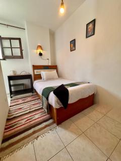 A private room by the rooftop - 2