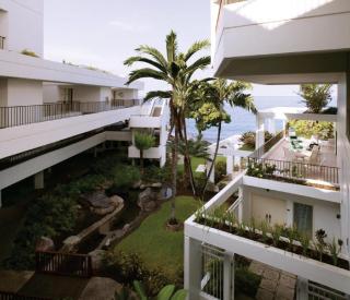 Wyndham Royal Sea Cliff Resort - 2