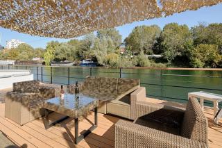 Spacious and bright barge 15 miParis - 4
