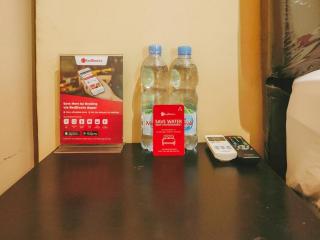 RedDoorz Syariah near Lippo Plaza Sidoarjo - 9