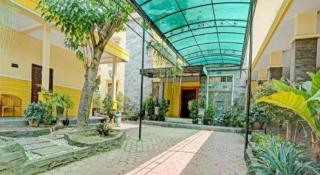 Collection O 90693 ORCHID EDOTEL Boyolangu - 3