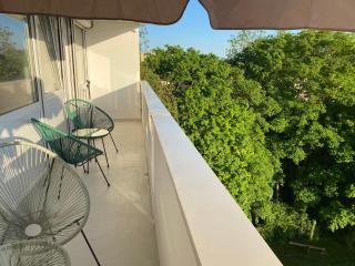 Geräumige Ferienwohnung mit Parkplatz direkt an der S-Bahn nach München - 7