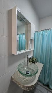 KK Sunset Villa- Full Sunset Balcony, Mosquito Free, 4K TVs, 5G WIFI and more! - 2