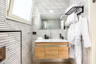 One Apartments TLV - 3