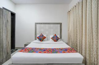 FabHotel AMR Grand - 2