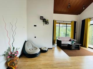 Ella White Tea Garden Hotel - 3