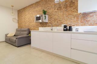 New Cozy Apartment Next To Sta 2 - 7