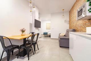 New Cozy Apartment Next To Sta 2 - Seville - 4