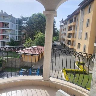 Тристаен апартамент ROYAL SUN Слънчев бряг - 1