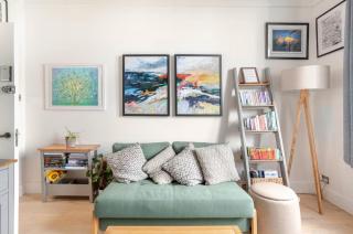 Warm upgraded top-floor flat in Finnieston - 6