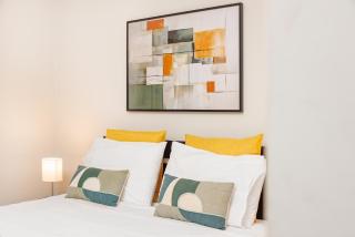 Premium Avenue Two Bedrooms Apt - 9