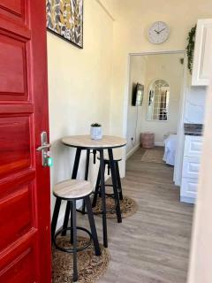 Budget 2 bedroom apartment - 1