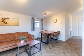 Welcome in - Chalet 'Schelp' - Camping Duinhoeve Zeeland | omheind en licht | Huisdiervriendelijk - 1