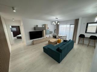 Renting Suceava Glam Apartments with Parking - 1