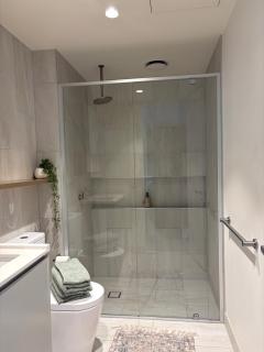 Private Luxury Room In Shared Apartment -Footscray - 3