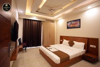 Suite 16 Studio Apartments Luxury 1BHK - Near Artemis Hospital - 0