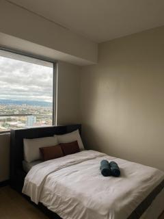 1 Bedroom Manhattan Heights Araneta Cubao - 4