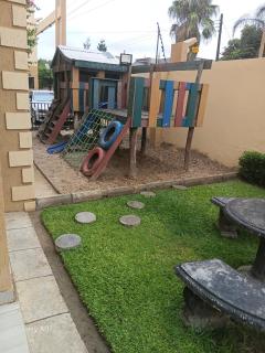 Budget 2 bedroom apartment - 6