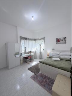 Cozy Room For Rent - 6