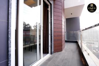 Suite 16 Studio Apartments Luxury 1BHK - Near Artemis Hospital - 2