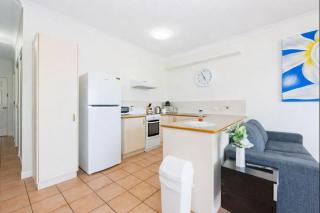 The Anchorage Escape Apartment - Steps away from City, Ferry and Stadium Townsville - 4