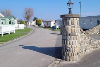 Family Friendly - Sleeps4 - Close To Nature - 4