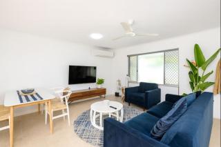 2-Bedroom Charm near Mater Hospital Pimlico Townsville - 9